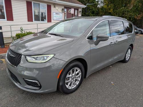 2021 Chrysler Pacifica Touring L