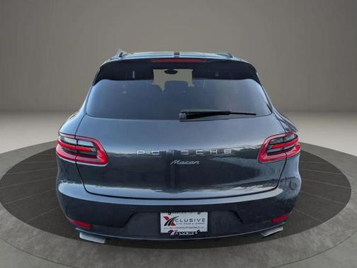 Black 2018 Porsche Macan Macan Sport Edition