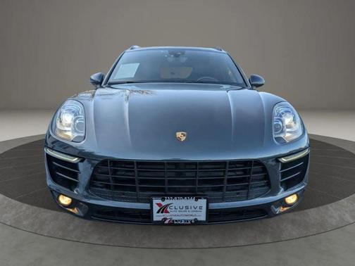 Black 2018 Porsche Macan Macan Sport Edition