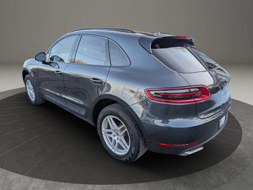 Black 2018 Porsche Macan Macan Sport Edition