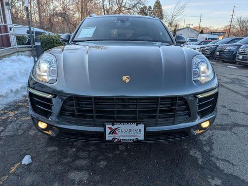 2018 Porsche Macan Sport Edition