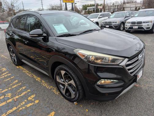 2018 Hyundai TUCSON Sport