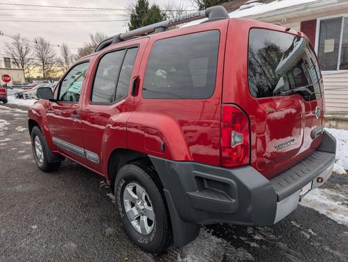 2013 Nissan Xterra S