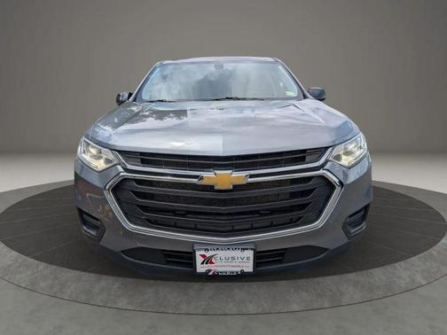 Satin Steel Metallic 2020 Chevrolet Traverse LS