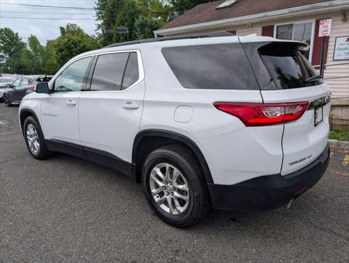 2021 Chevrolet Traverse LT
