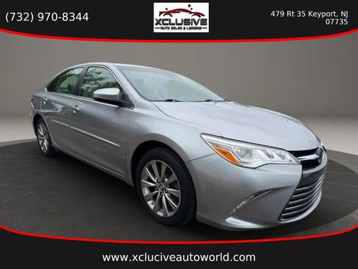 Celestial Silver Metallic 2015 Toyota Camry XLE