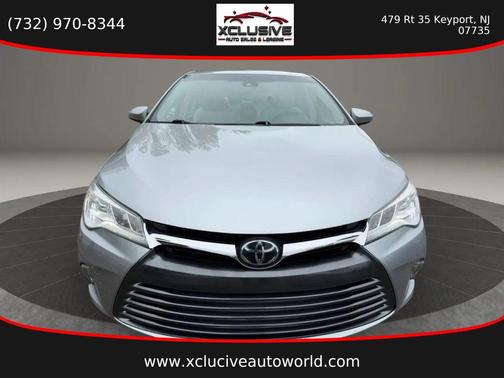 Celestial Silver Metallic 2015 Toyota Camry XLE