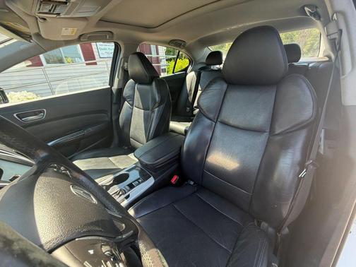 Bellanova White Pearl 2018 Acura TLX Technology