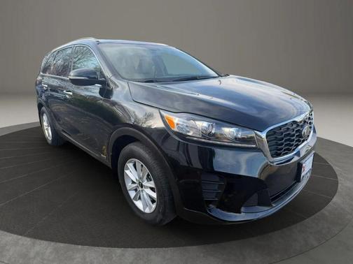 Ebony Black 2019 Kia Sorento LX