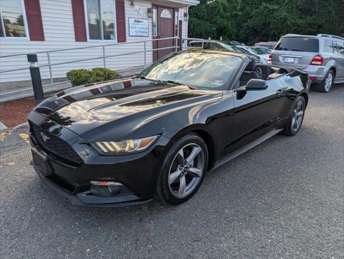 2015 Ford Mustang V6
