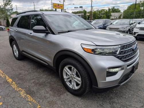 2020 Ford Explorer XLT Sport Utility 4D