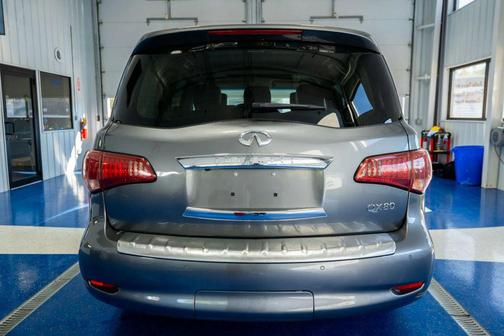 2016 INFINITI QX80 Base