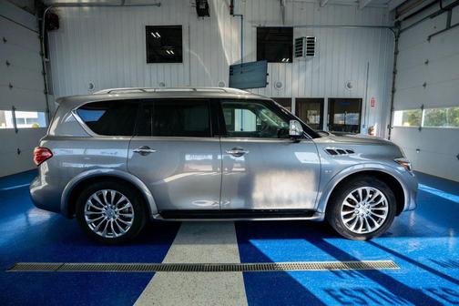 2016 INFINITI QX80 Base