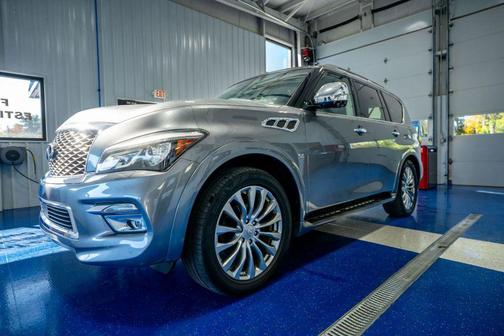 2016 INFINITI QX80 Base