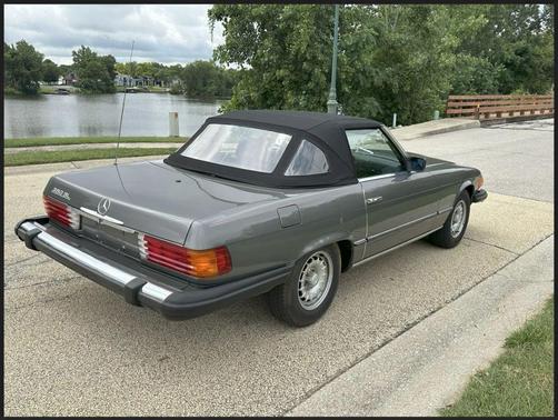 1982 Mercedes-Benz 380SL SL 2D Coupe Roadster
