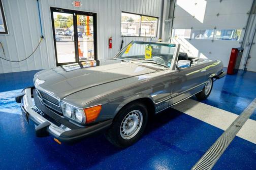 1982 Mercedes-Benz 380SL SL 2D Coupe Roadster