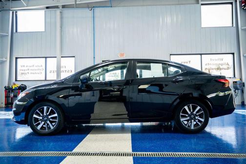 2021 Nissan Versa 1.6 SV