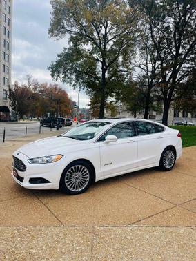 2014 Ford Fusion Hybrid Titanium