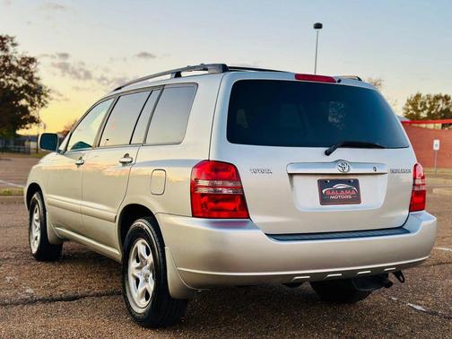 2003 Toyota Highlander Base
