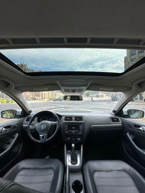 2014 Volkswagen Jetta Auto SEL