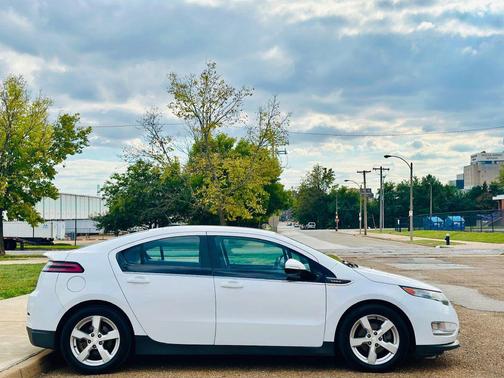2013 Chevrolet Volt Base