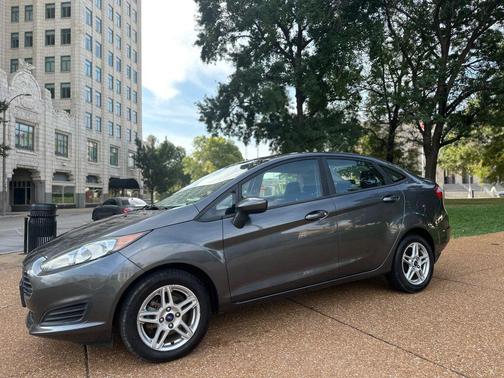 2017 Ford Fiesta SE