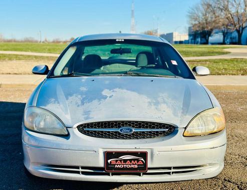 2000 Ford Taurus SE