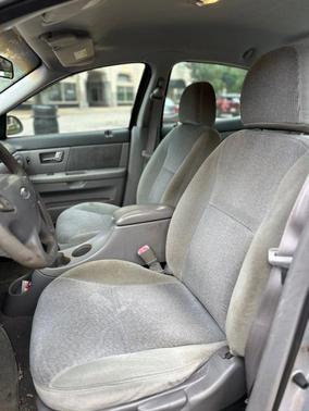 2000 Ford Taurus SE