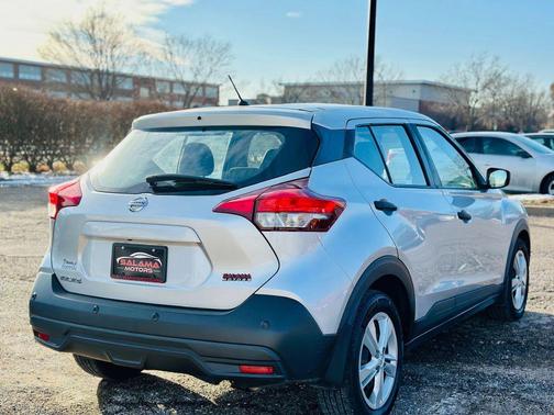 2020 Nissan Kicks S