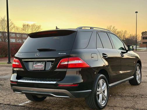 2012 Mercedes-Benz M-Class 4MATIC