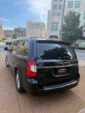 2013 Chrysler Town & Country Touring-L
