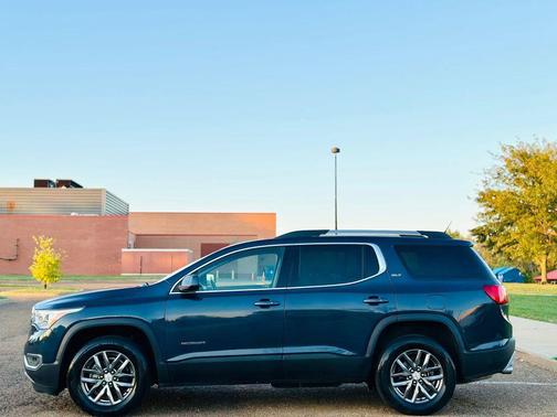 2018 GMC Acadia SLT-1