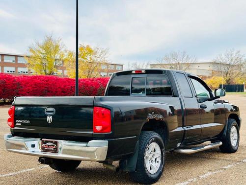 2005 Dodge Dakota SLT Club Cab
