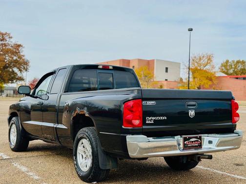 2005 Dodge Dakota SLT Club Cab