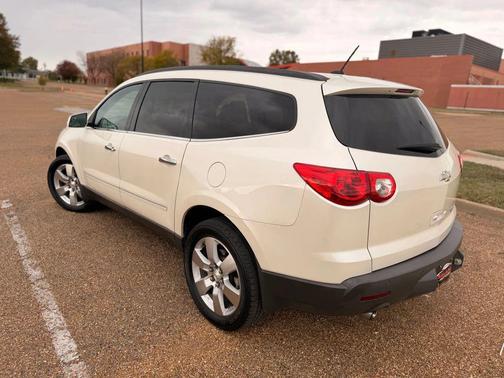 2012 Chevrolet Traverse LTZ