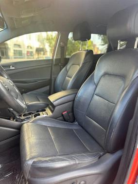 2017 Hyundai TUCSON SE Plus