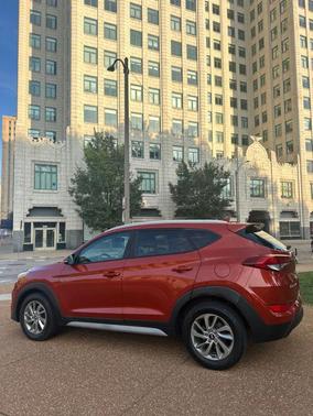 2017 Hyundai TUCSON SE Plus
