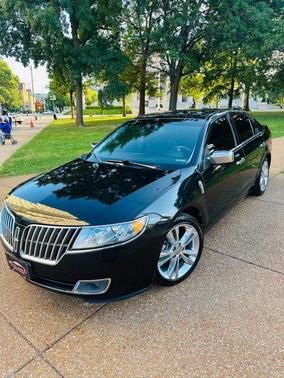 2012 Lincoln MKZ Base