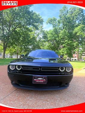 2015 Dodge Challenger SXT