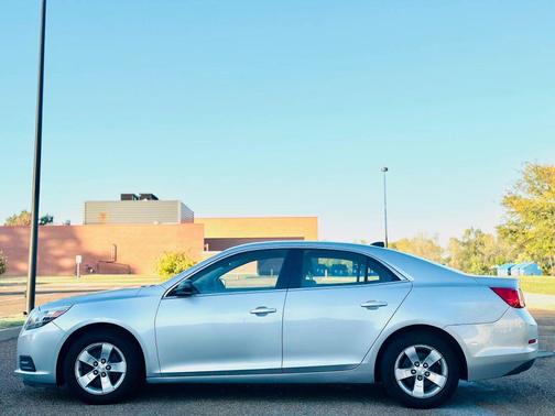 2013 Chevrolet Malibu 1LS