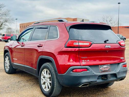 2017 Jeep Cherokee Sport