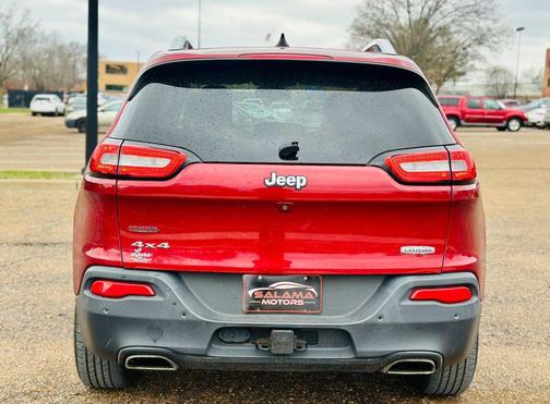 2017 Jeep Cherokee Sport