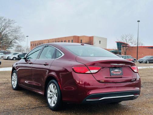 2016 Chrysler 200 Limited
