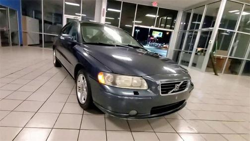 Photo 2 of 9 of 2008 Volvo S60 2.5T