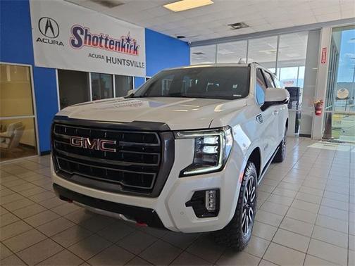 2023 GMC Yukon XL 4WD AT4