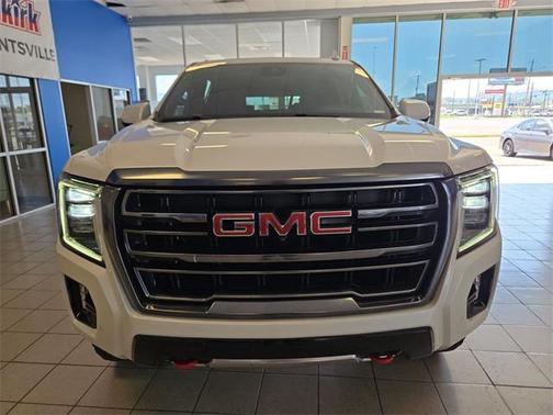 2023 GMC Yukon XL 4WD AT4