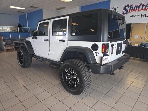 Bright White Clearcoat 2016 Jeep Wrangler Unlimited Rubicon