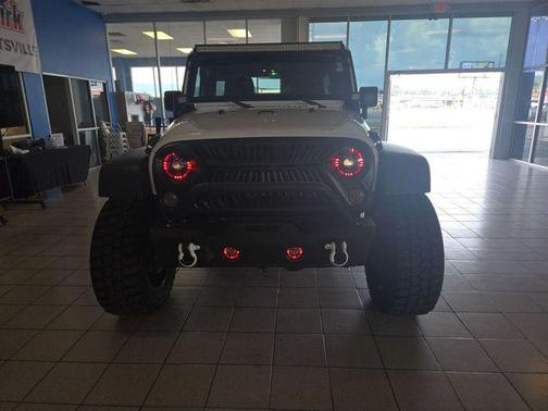 Bright White Clearcoat 2016 Jeep Wrangler Unlimited Rubicon