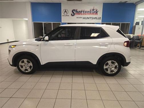 2020 Hyundai VENUE SE