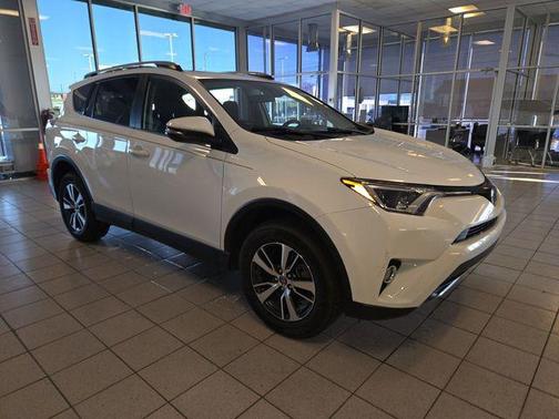 2018 Toyota RAV4 XLE